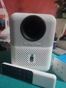 BYINTEK Love U4 Smart Mini Projector photo review